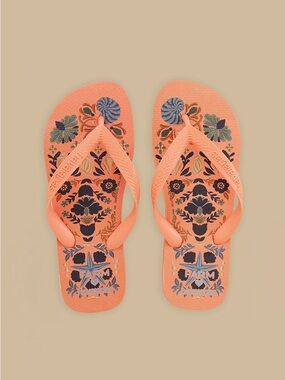 Farm Rio & Havaianas Seasheel Tapestry Flip Flops